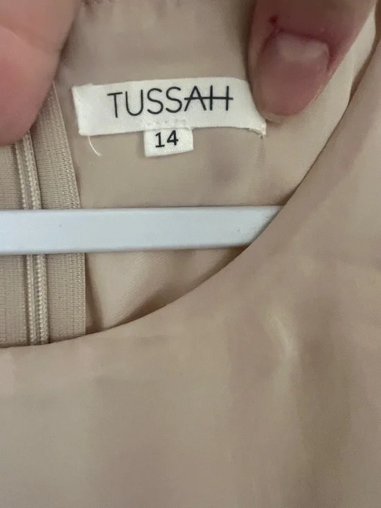 Sleeveless High-Low Chiffon Dress in Soft Beige - Picture 2 of 5